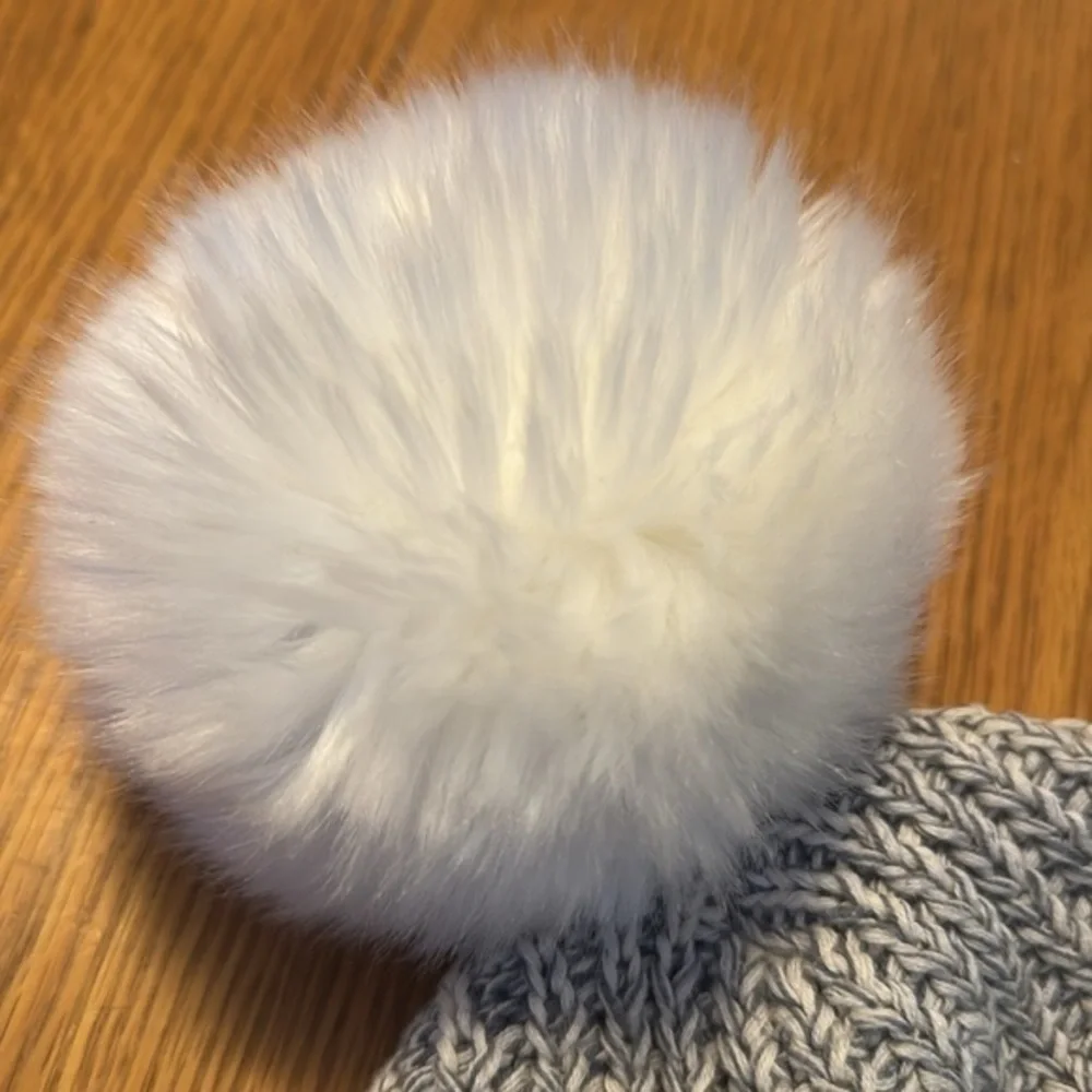 Love Your Melon Gray Knit‎ women’s winter Beanie with White Pom Pom